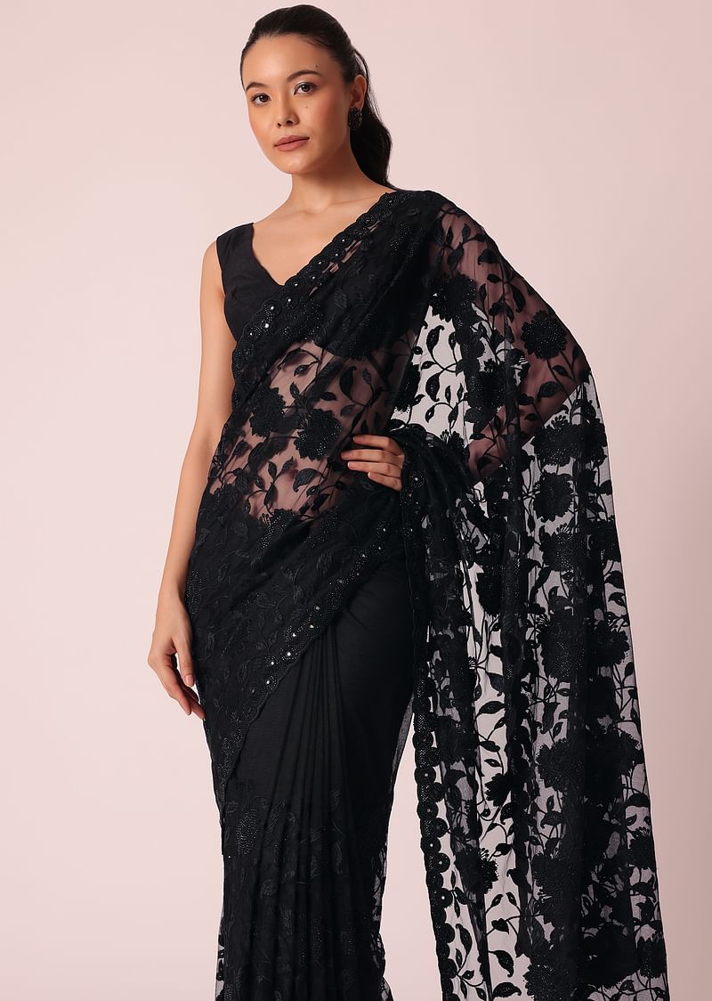 Black Net Saree With Floral Threadwork - Image 4